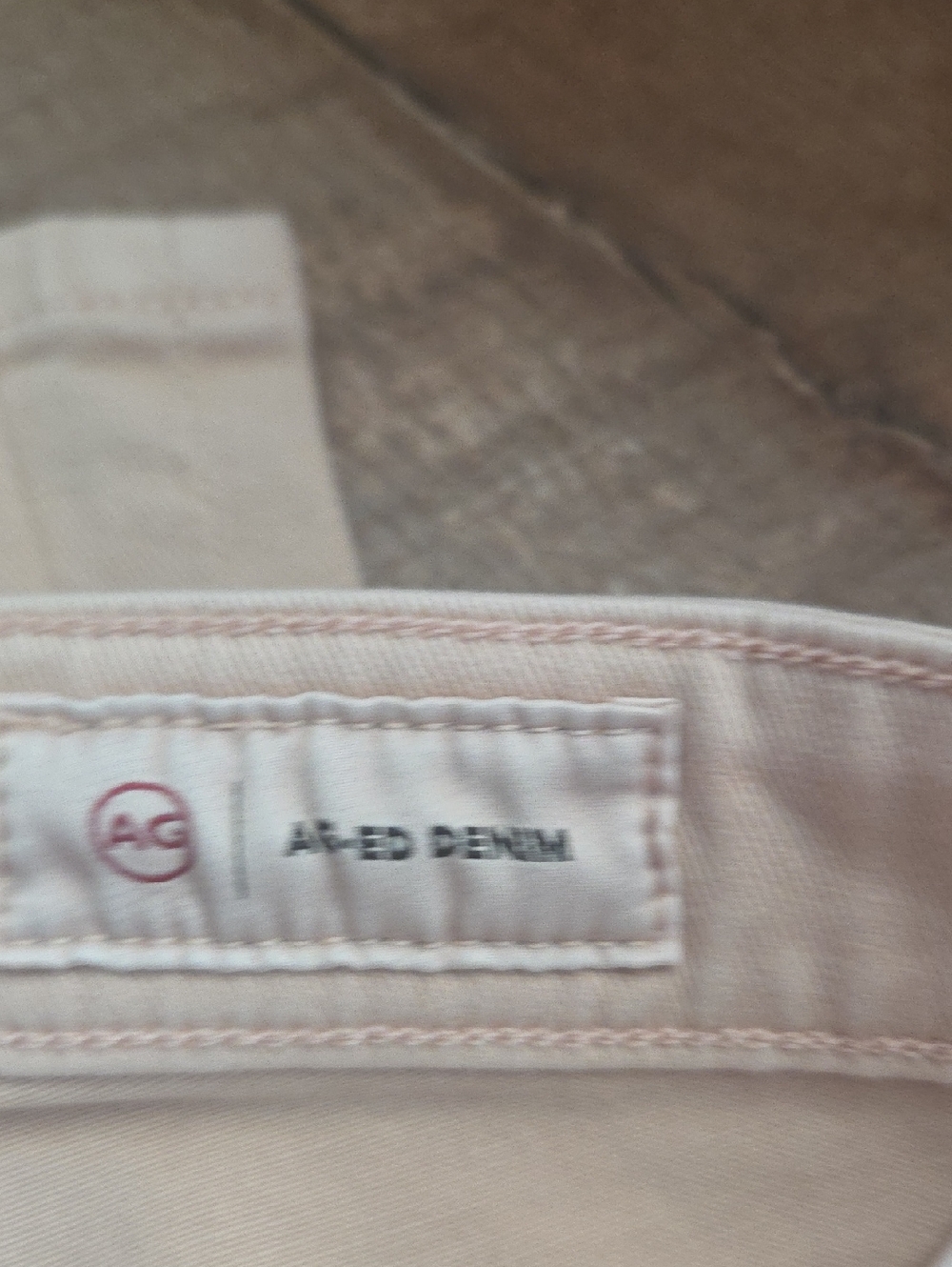 AG Jeans Ex Boyfriend Sloucy Slim Jeans - 5 YEARS - Picture 6 of 14